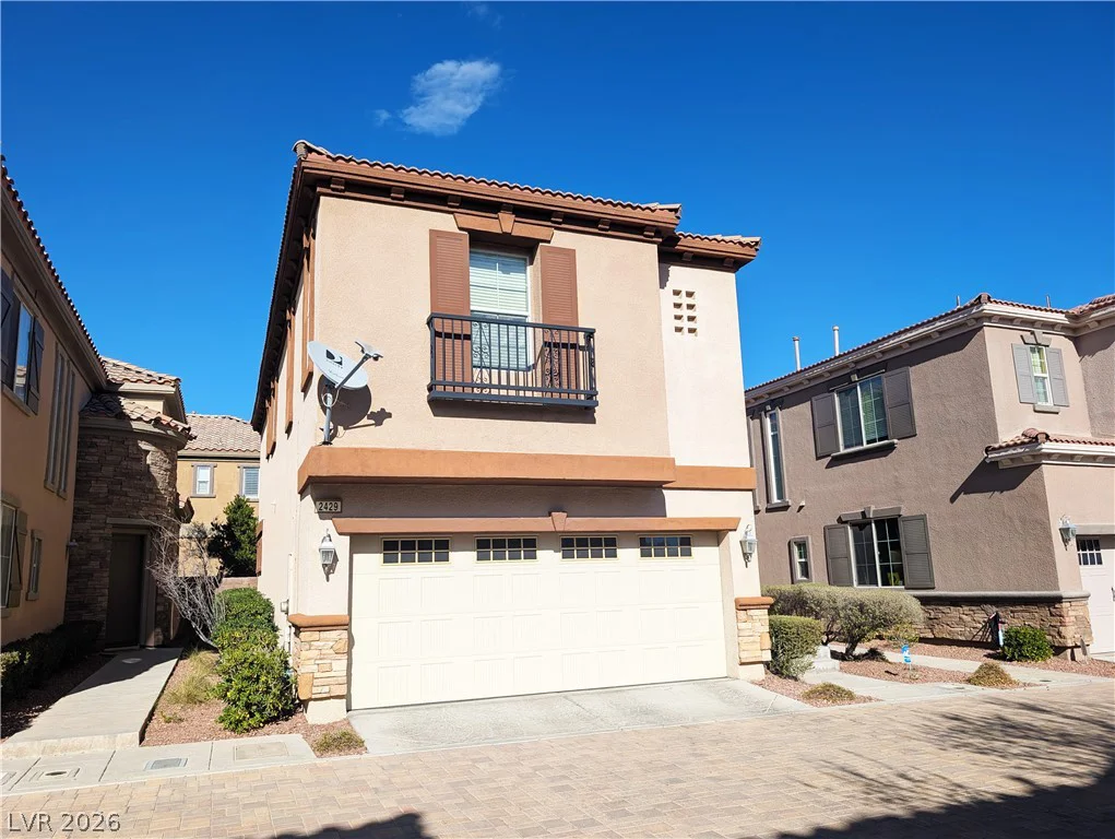 2429 Granada Bluff, Las Vegas, NV 89135