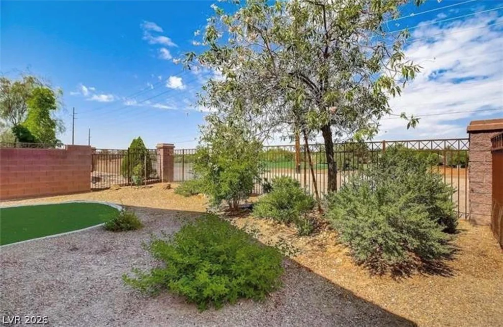 3393 Blue Ribbon Downs, Las Vegas, NV 89122