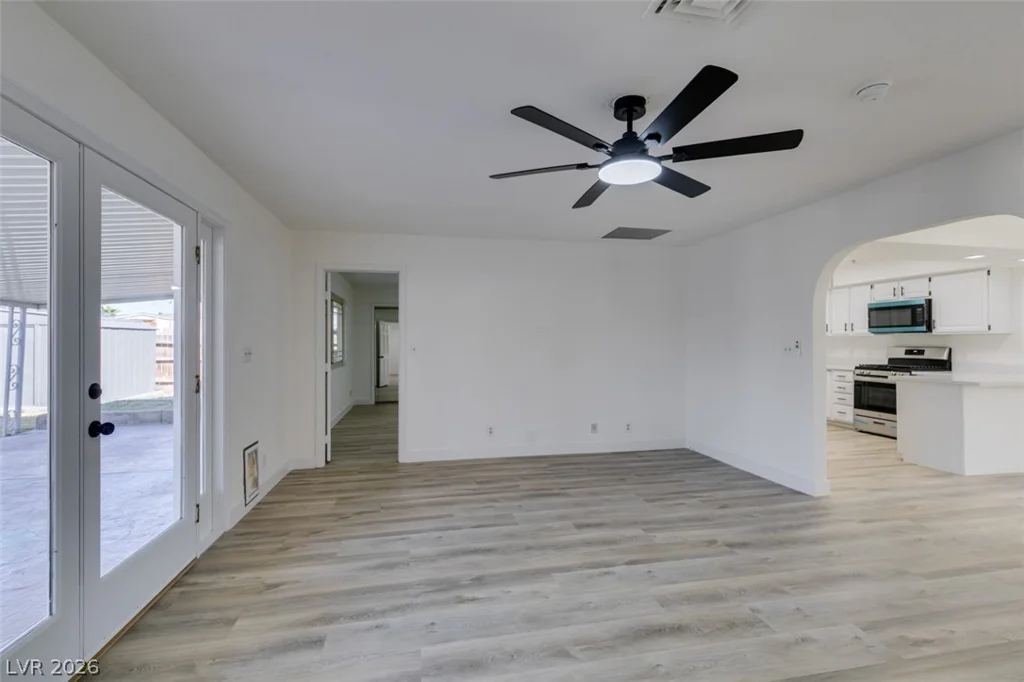 1112 Cold Stream, Las Vegas, NV 89110
