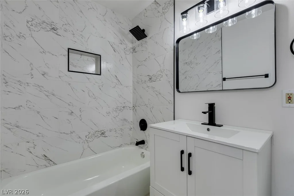 1112 Cold Stream, Las Vegas, NV 89110