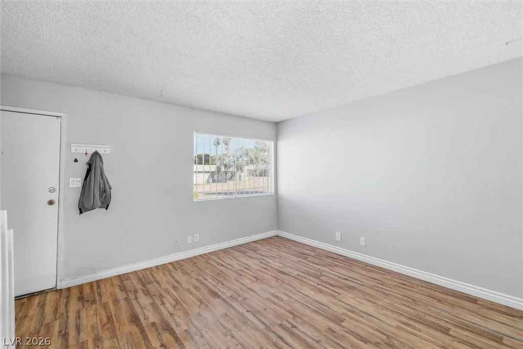 4770 Topaz, Las Vegas, NV 89121