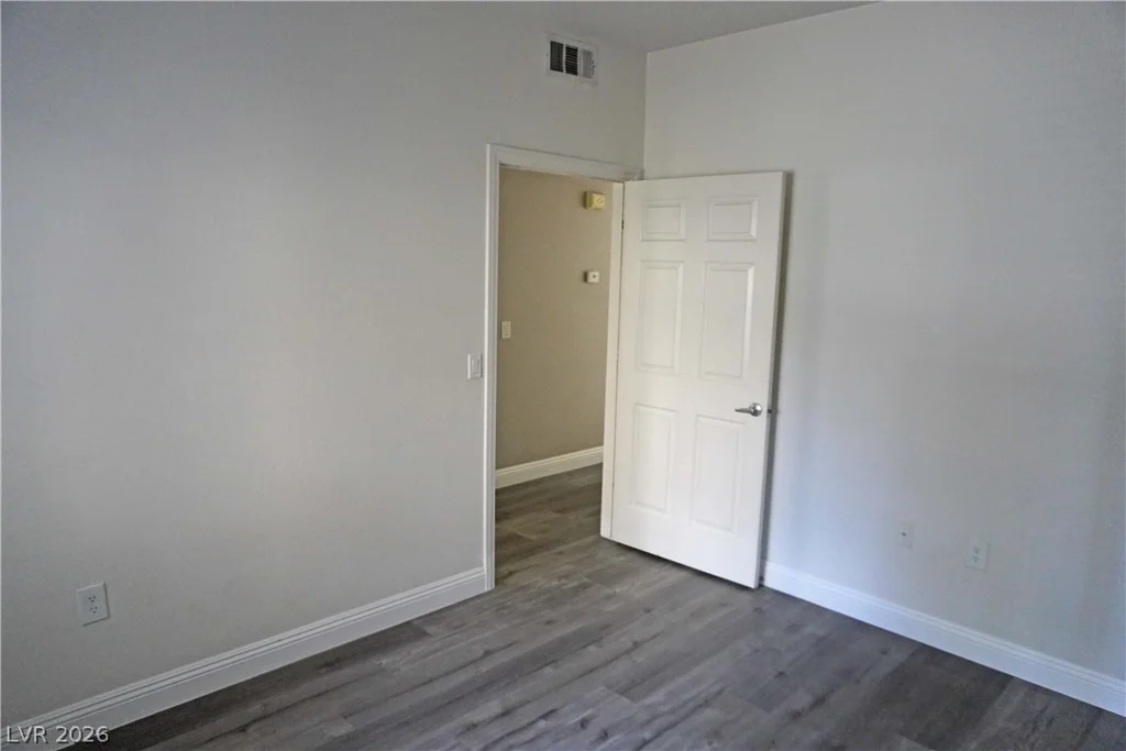 5250 Rainbow, Las Vegas, NV 89118