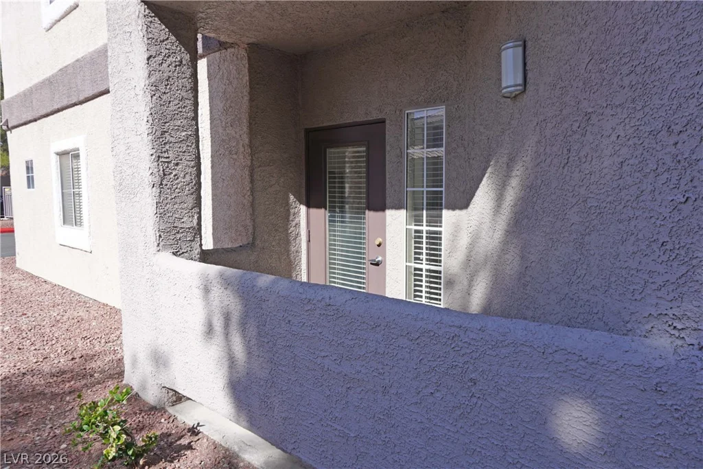 5250 Rainbow, Las Vegas, NV 89118