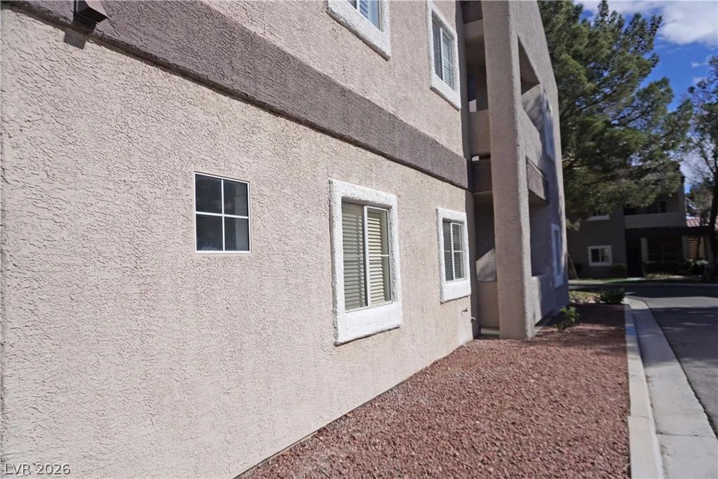 5250 Rainbow, Las Vegas, NV 89118