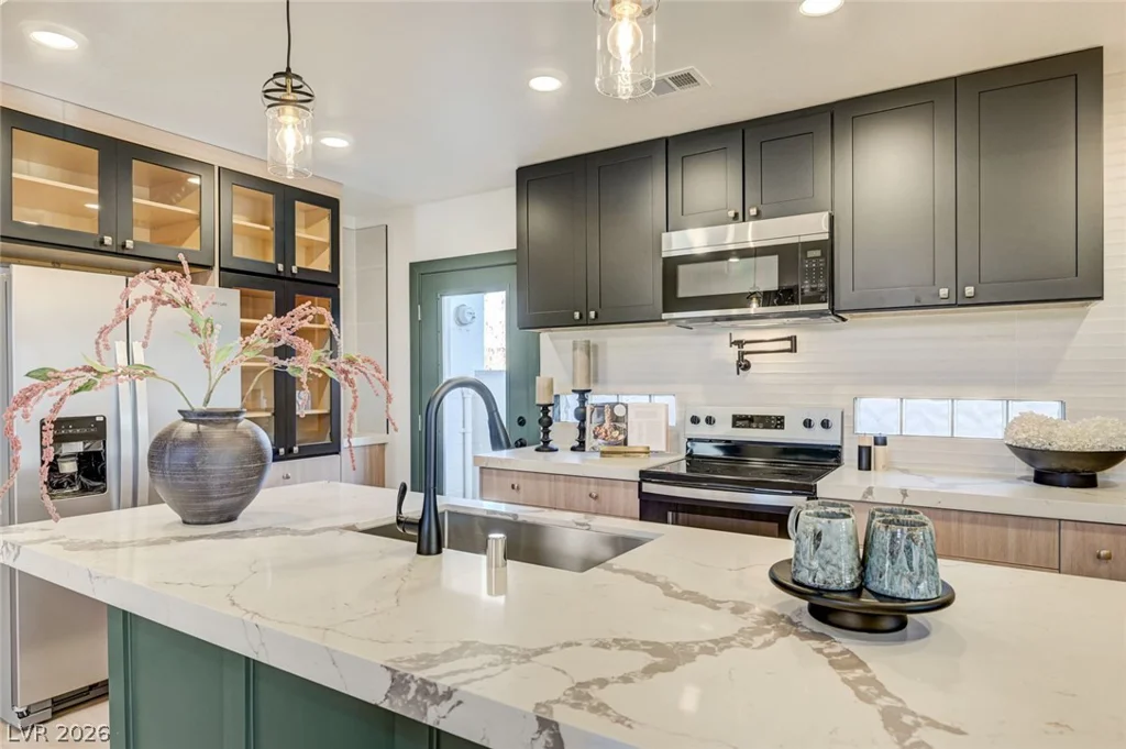 732 8th, Boulder City, NV 89005