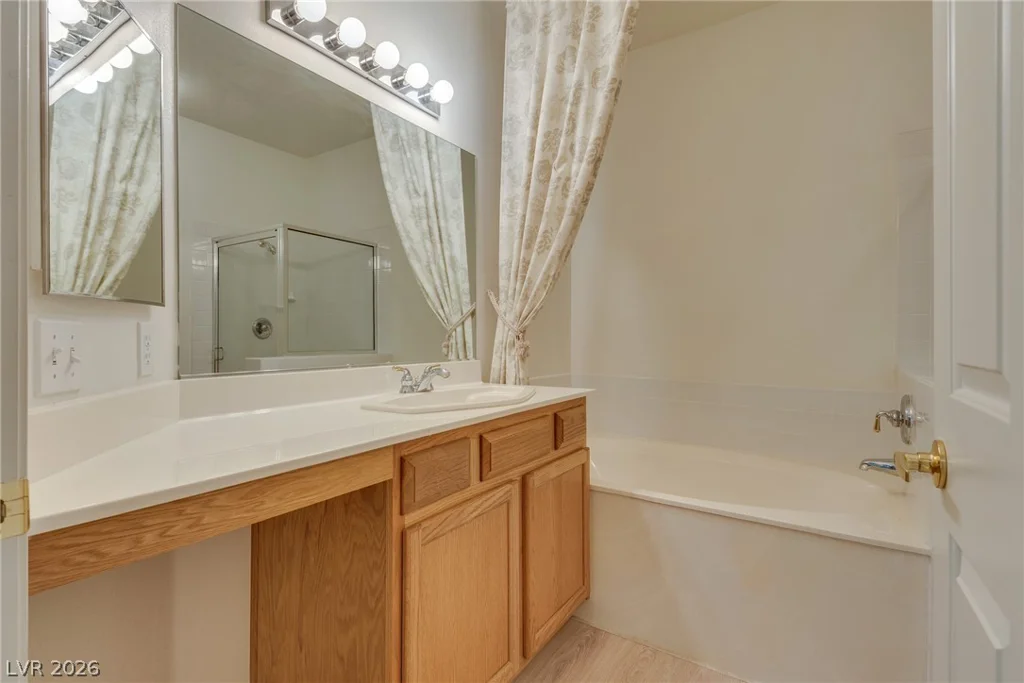 1705 Sky Of Red, Las Vegas, NV 89128