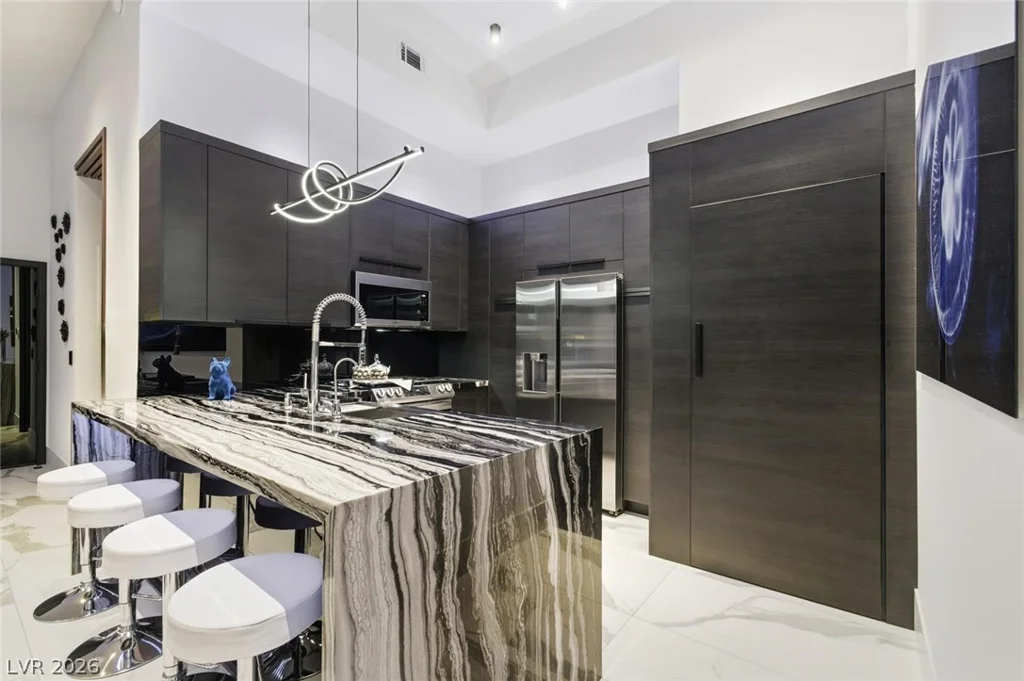 700 Carnegie, Henderson, NV 89052