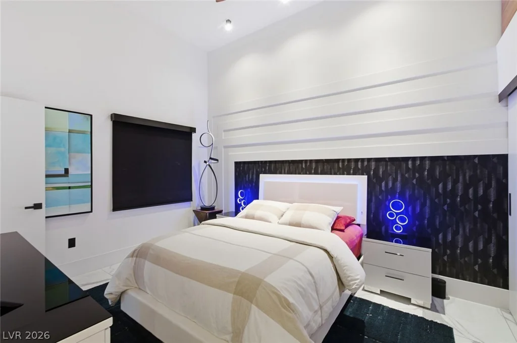 700 Carnegie, Henderson, NV 89052