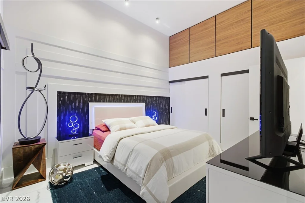 700 Carnegie, Henderson, NV 89052