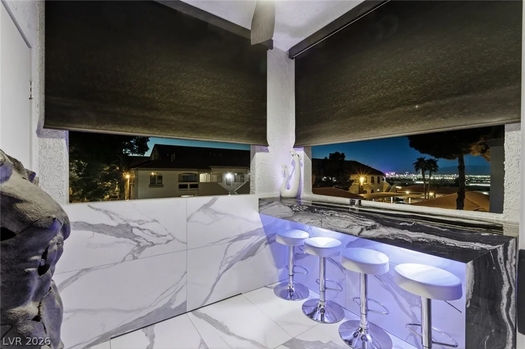 700 Carnegie, Henderson, NV 89052
