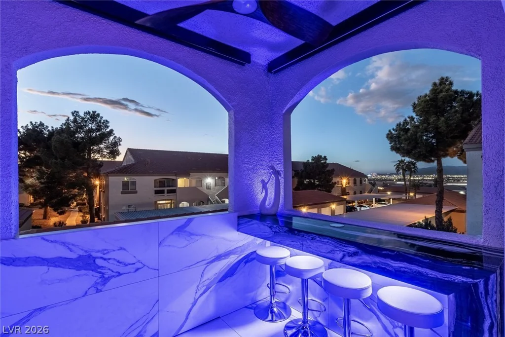 700 Carnegie, Henderson, NV 89052