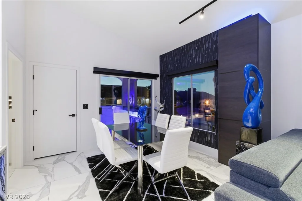 700 Carnegie, Henderson, NV 89052