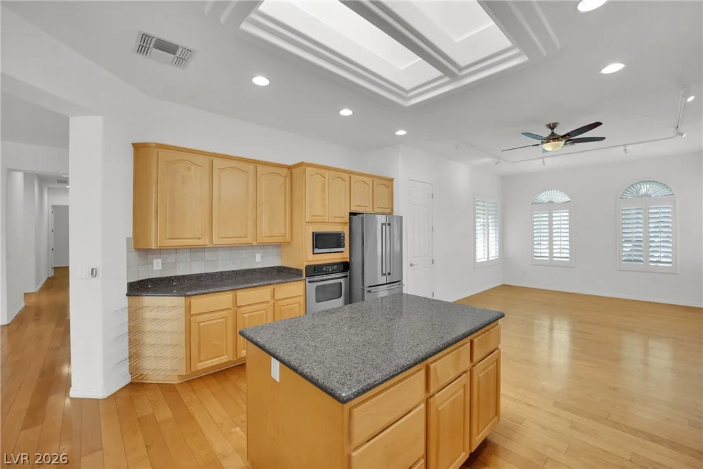 2910 Maffie, Henderson, NV 89052