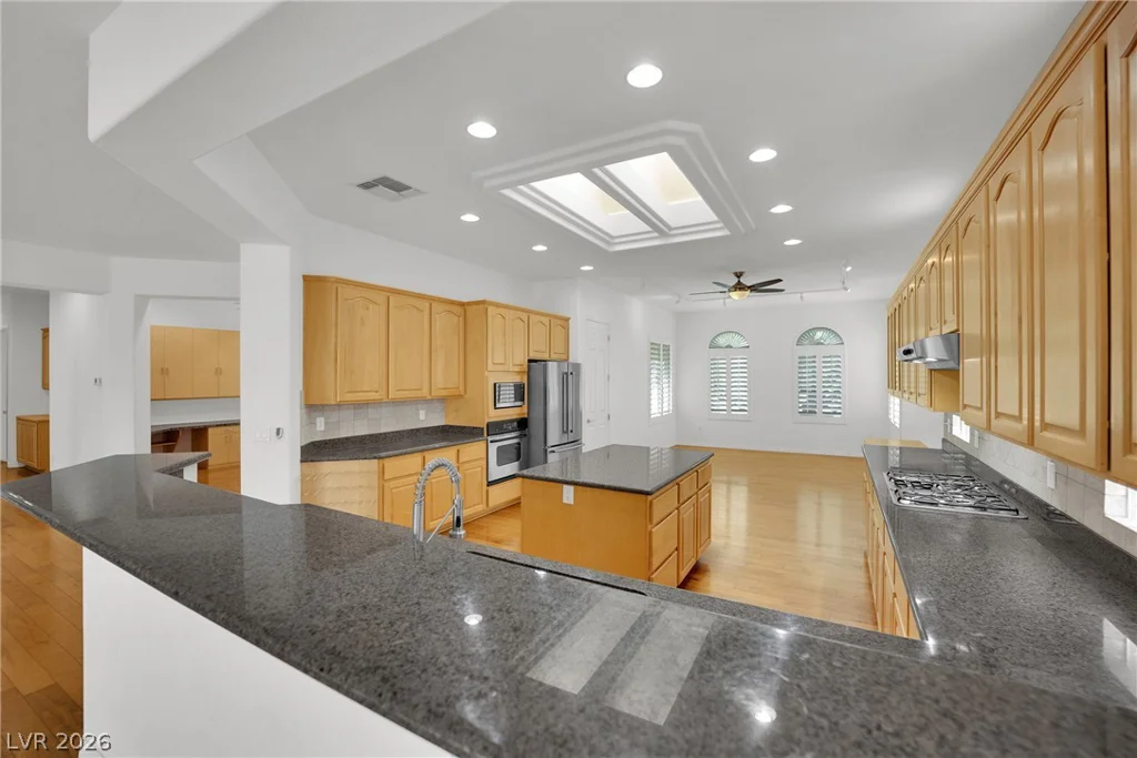 2910 Maffie, Henderson, NV 89052