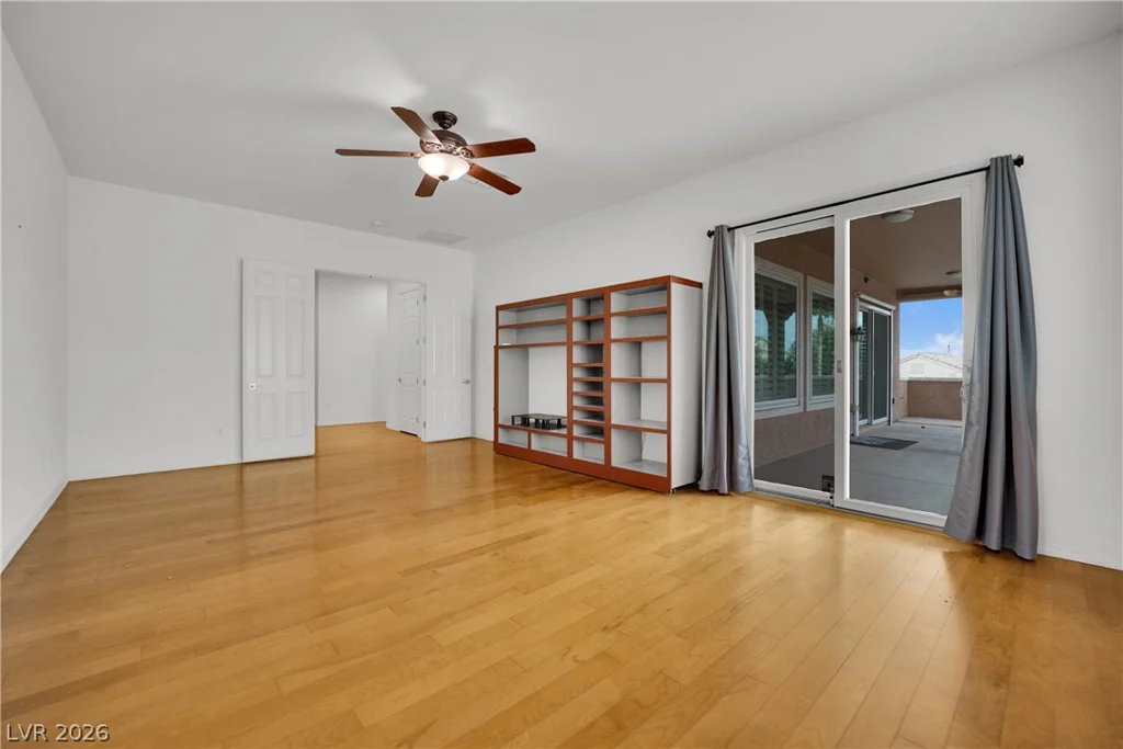 2910 Maffie, Henderson, NV 89052