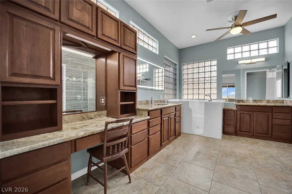 2910 Maffie, Henderson, NV 89052