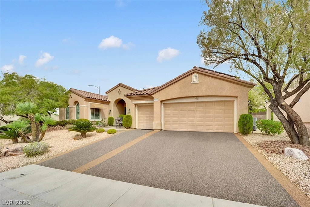 2910 Maffie, Henderson, NV 89052