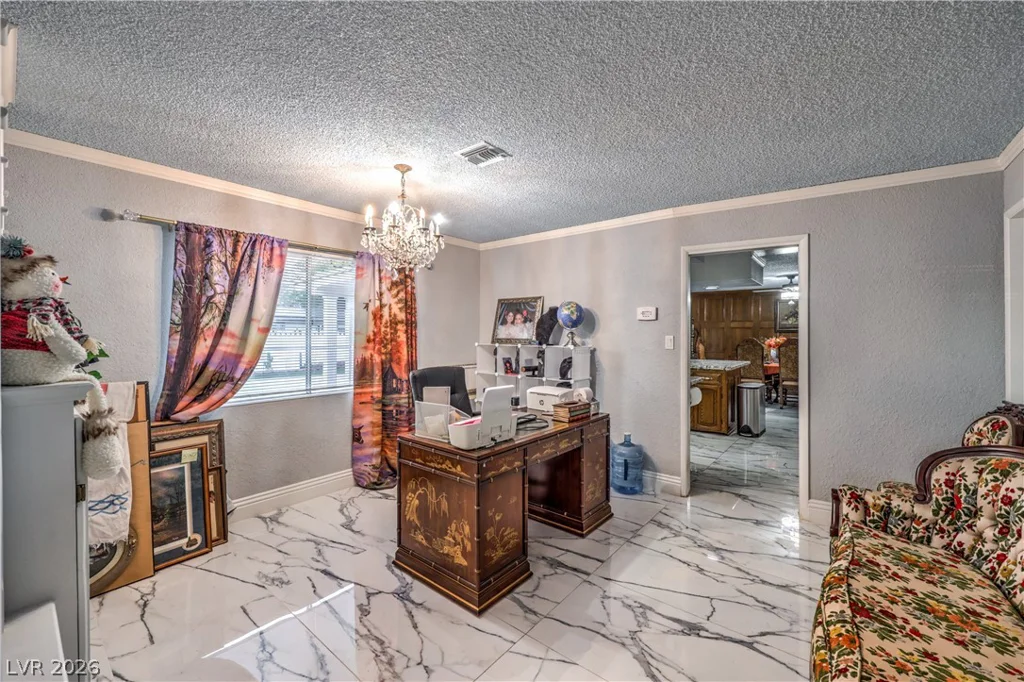 1963 Catalpa, Las Vegas, NV 89108