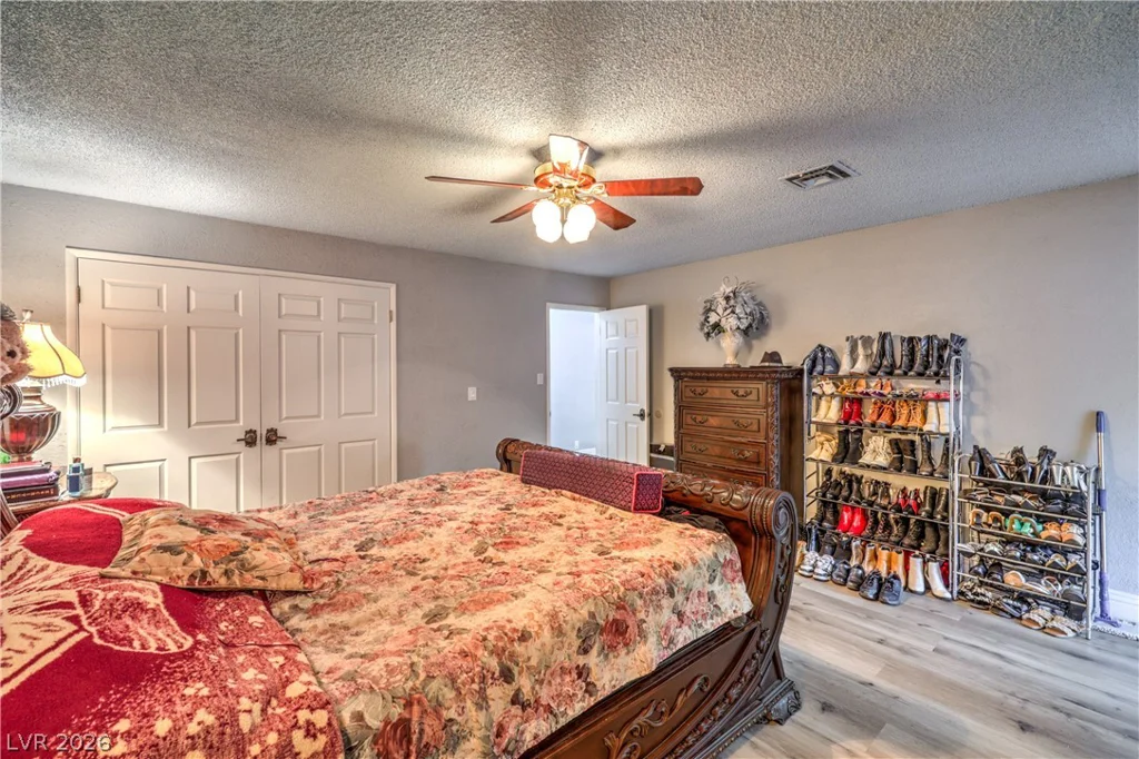 1963 Catalpa, Las Vegas, NV 89108
