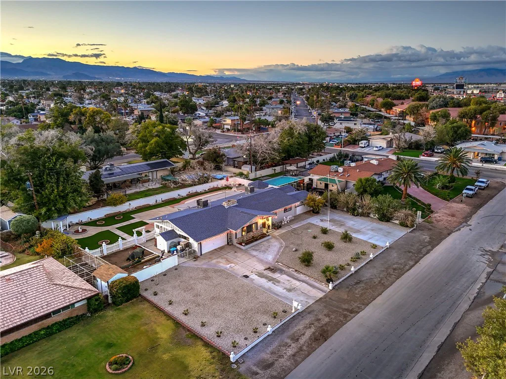 1963 Catalpa, Las Vegas, NV 89108