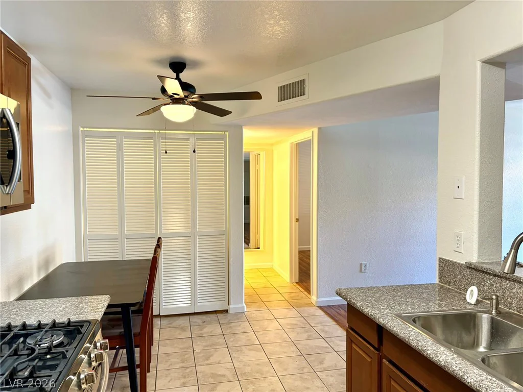 2120 Ramrod, Henderson, NV 89014