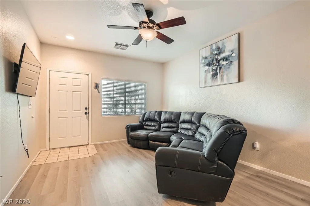 3411 Holly, Las Vegas, NV 89106