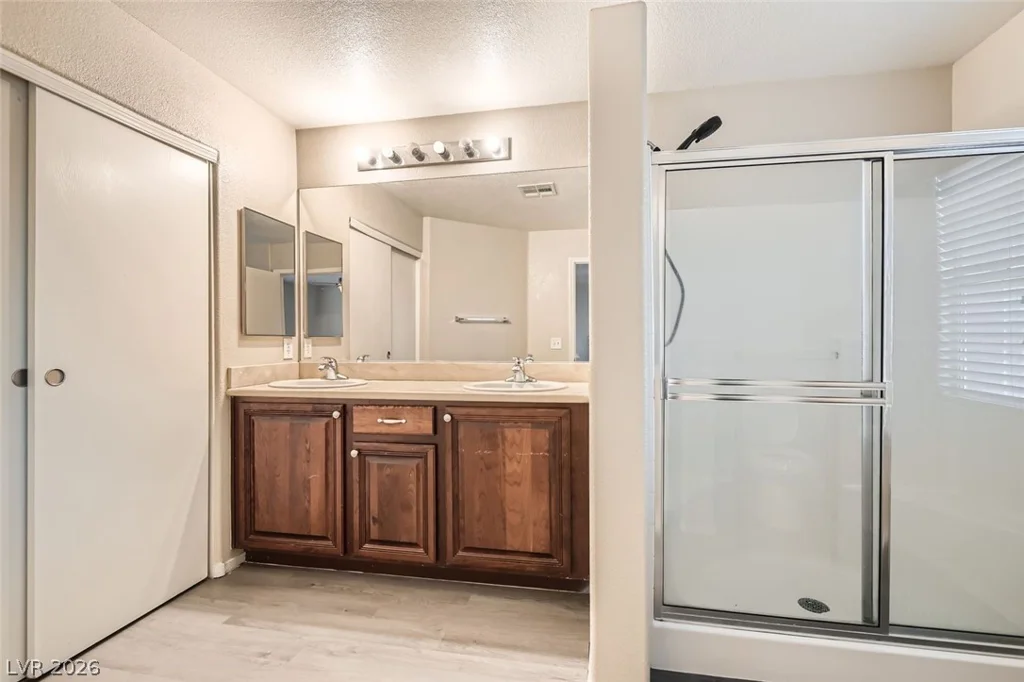 3411 Holly, Las Vegas, NV 89106