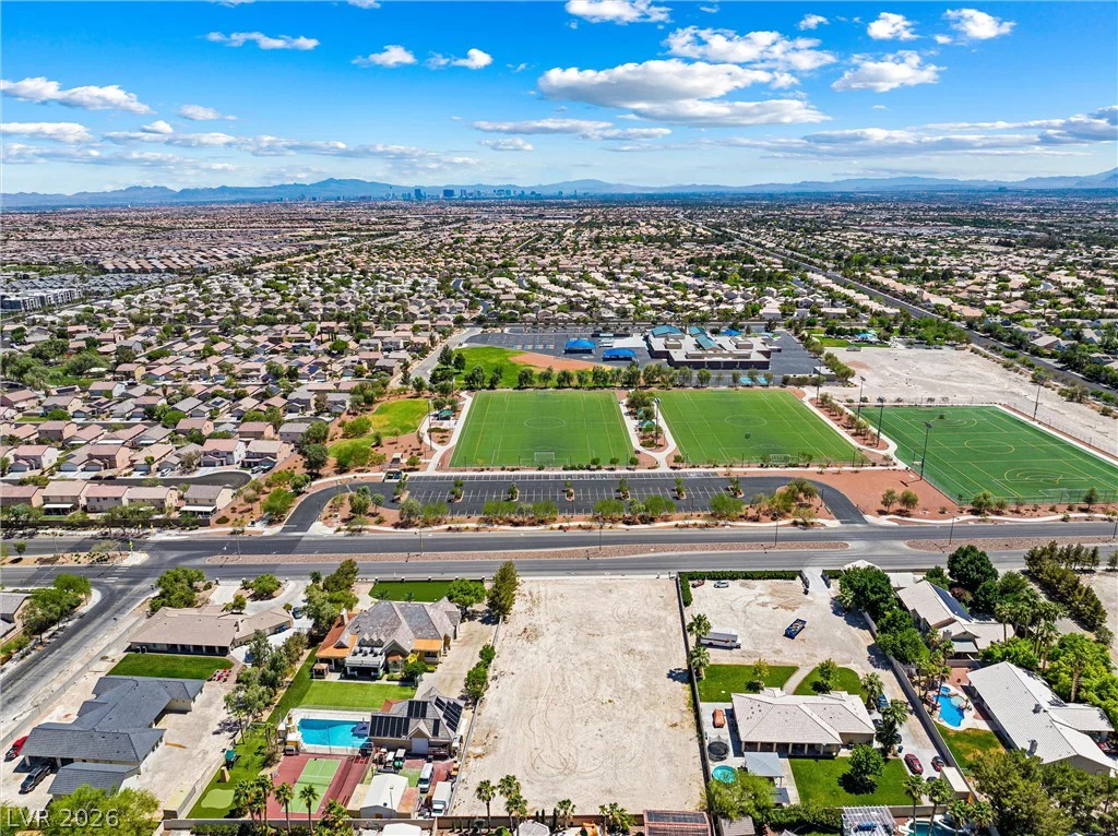 5200 Grand Teton, Las Vegas, NV 89131