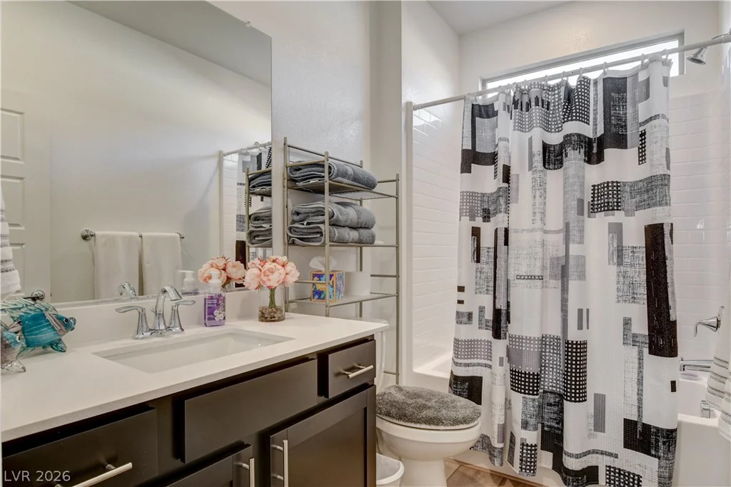 896 Regent Terrace, Las Vegas, NV 89138