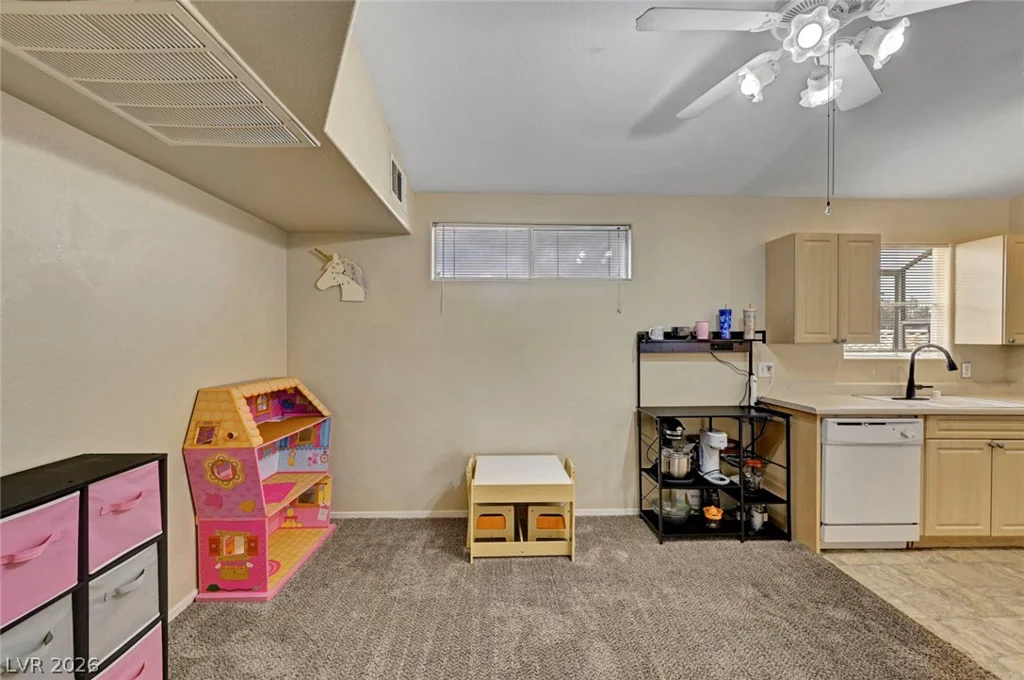 1401 Michael, Las Vegas, NV 89108