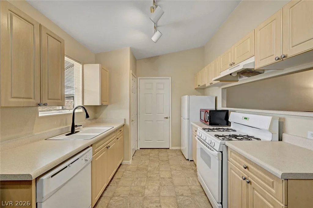 1401 Michael, Las Vegas, NV 89108