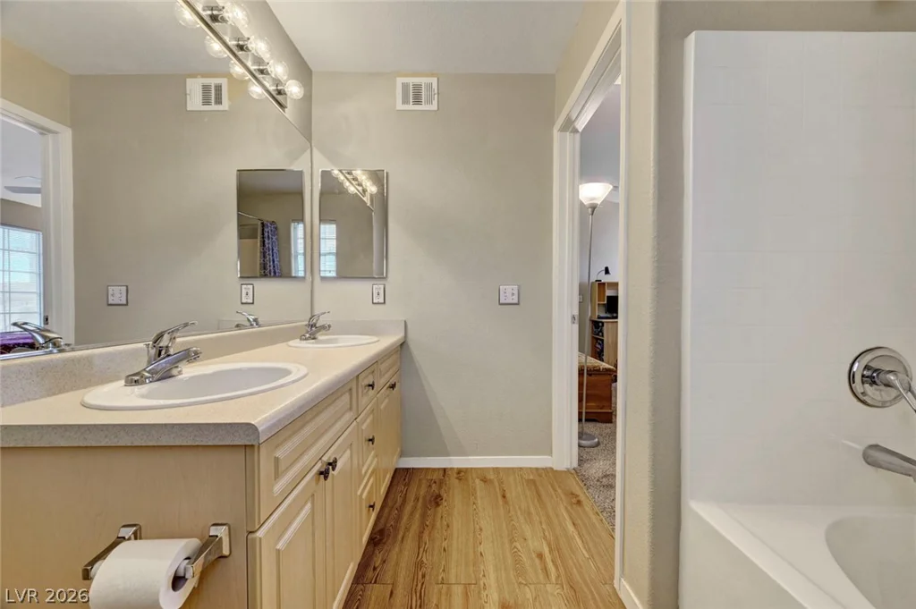 1401 Michael, Las Vegas, NV 89108