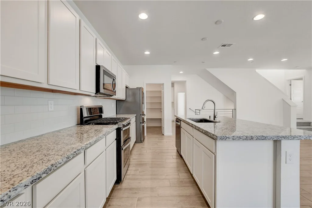 11273 Hidden Peak, Las Vegas, NV 89135