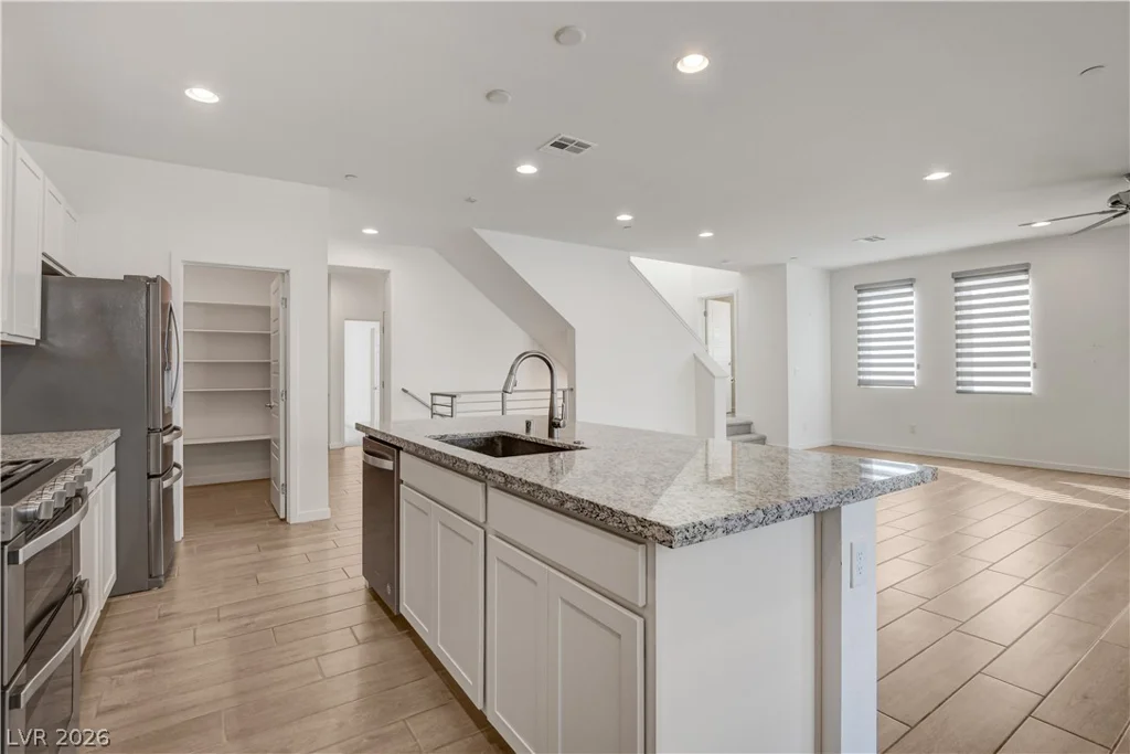 11273 Hidden Peak, Las Vegas, NV 89135