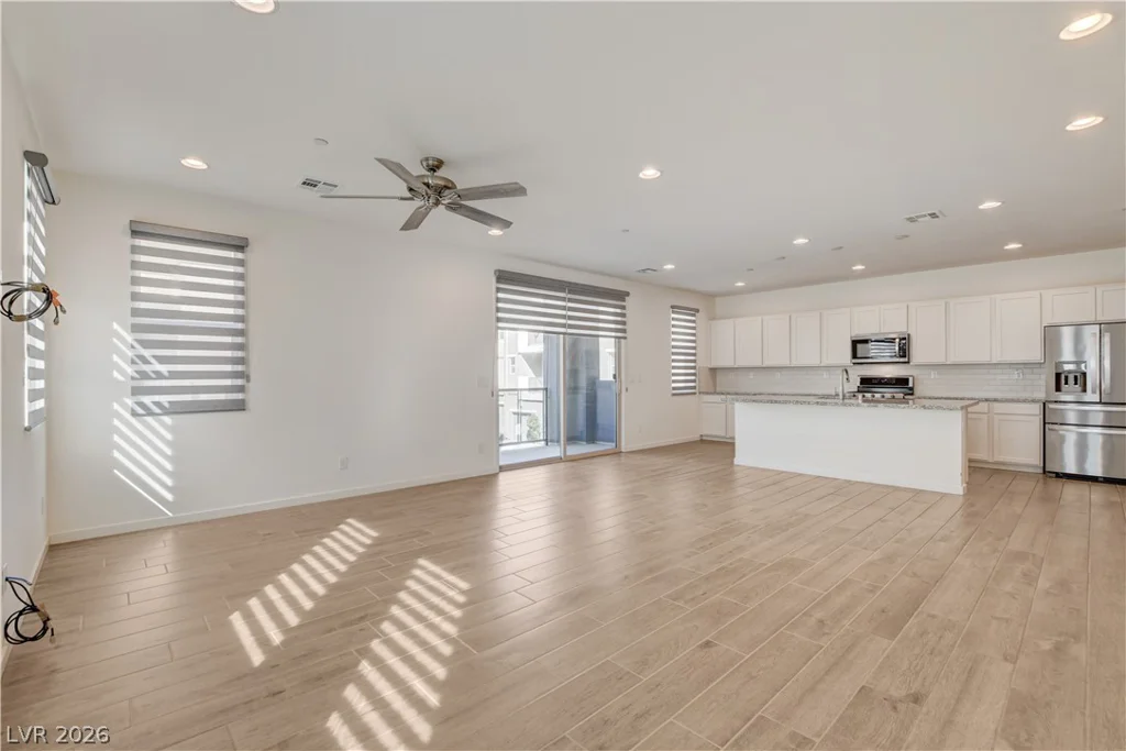 11273 Hidden Peak, Las Vegas, NV 89135