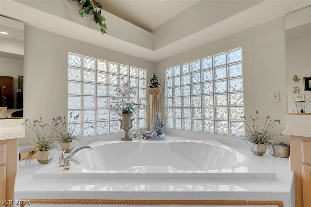 9591 Borgata Bay, Las Vegas, NV 89147