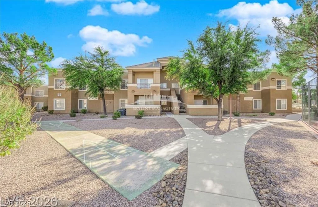 8070 Russell, Las Vegas, NV 89113