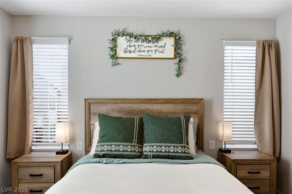 7313 Glistening Star, North Las Vegas, NV 89084
