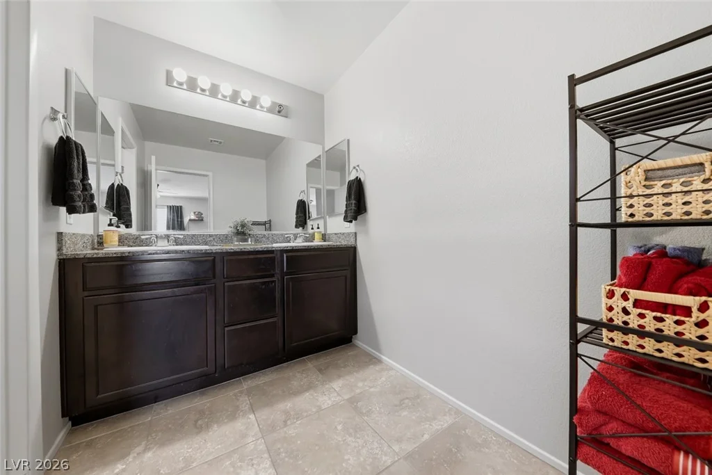 7313 Glistening Star, North Las Vegas, NV 89084