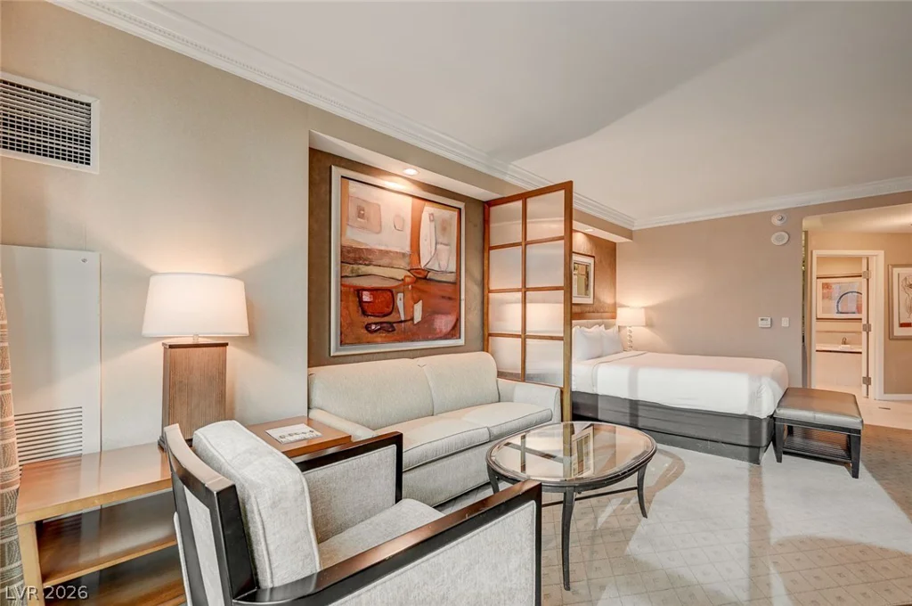 125 Harmon, Las Vegas, NV 89109