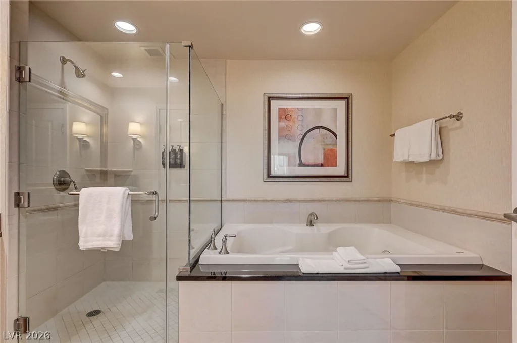 125 Harmon, Las Vegas, NV 89109
