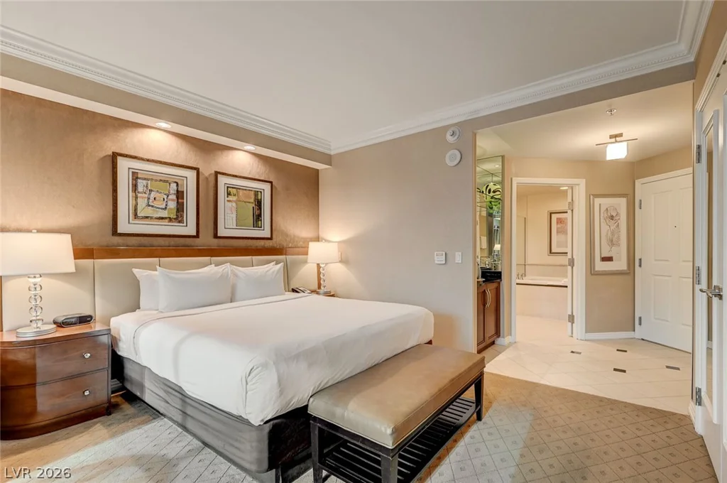 125 Harmon, Las Vegas, NV 89109