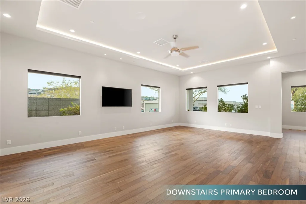 586 Lairmont, Henderson, NV 89012