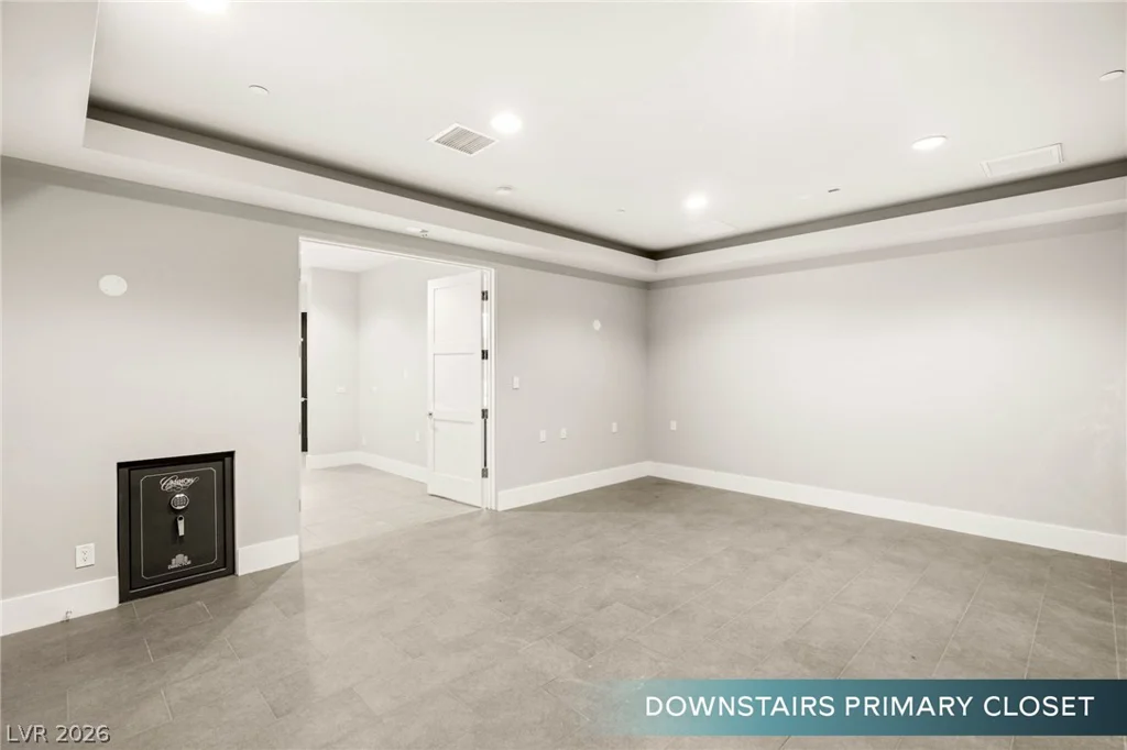 586 Lairmont, Henderson, NV 89012