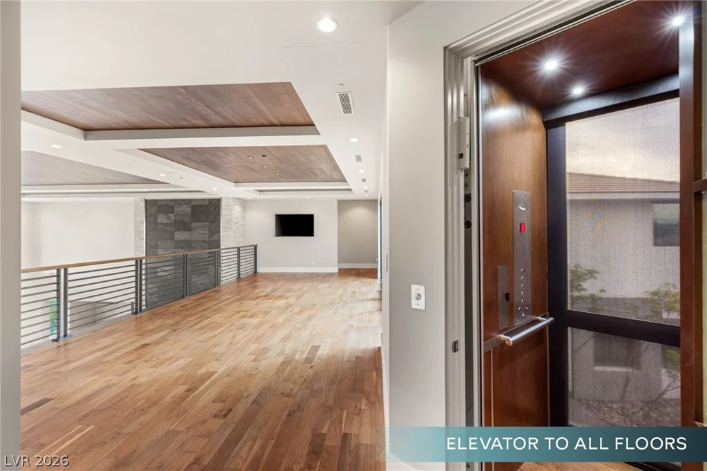 586 Lairmont, Henderson, NV 89012