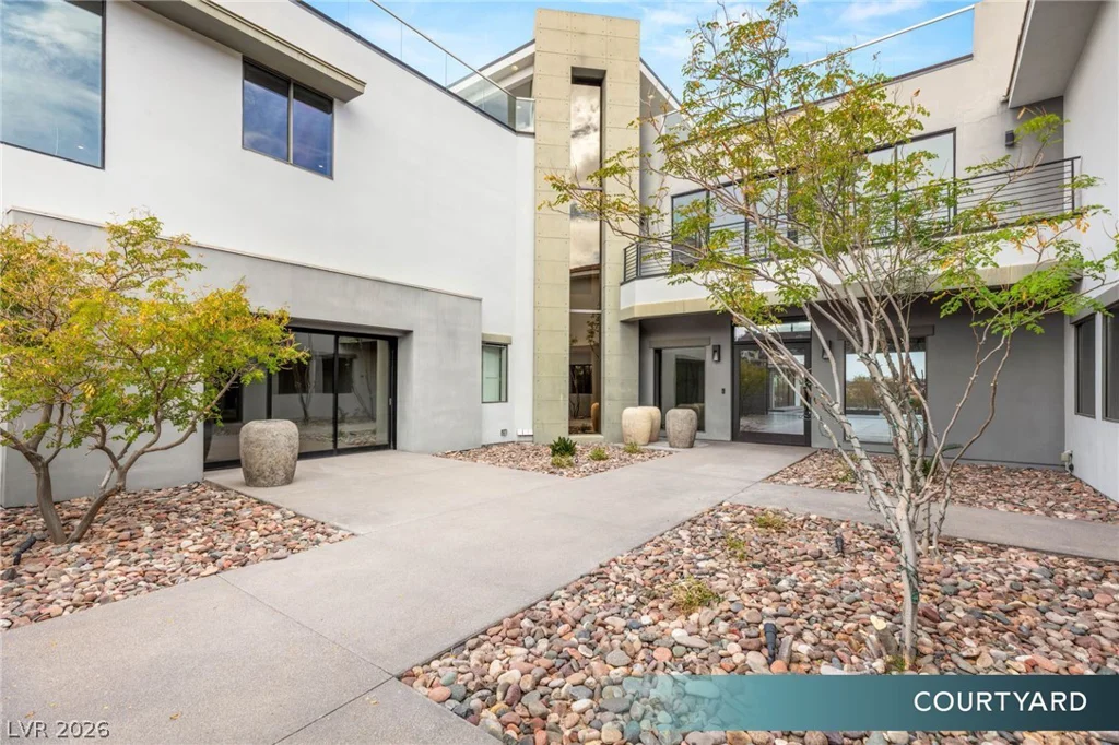 586 Lairmont, Henderson, NV 89012