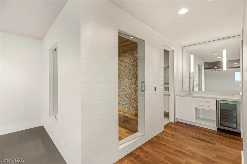 586 Lairmont, Henderson, NV 89012