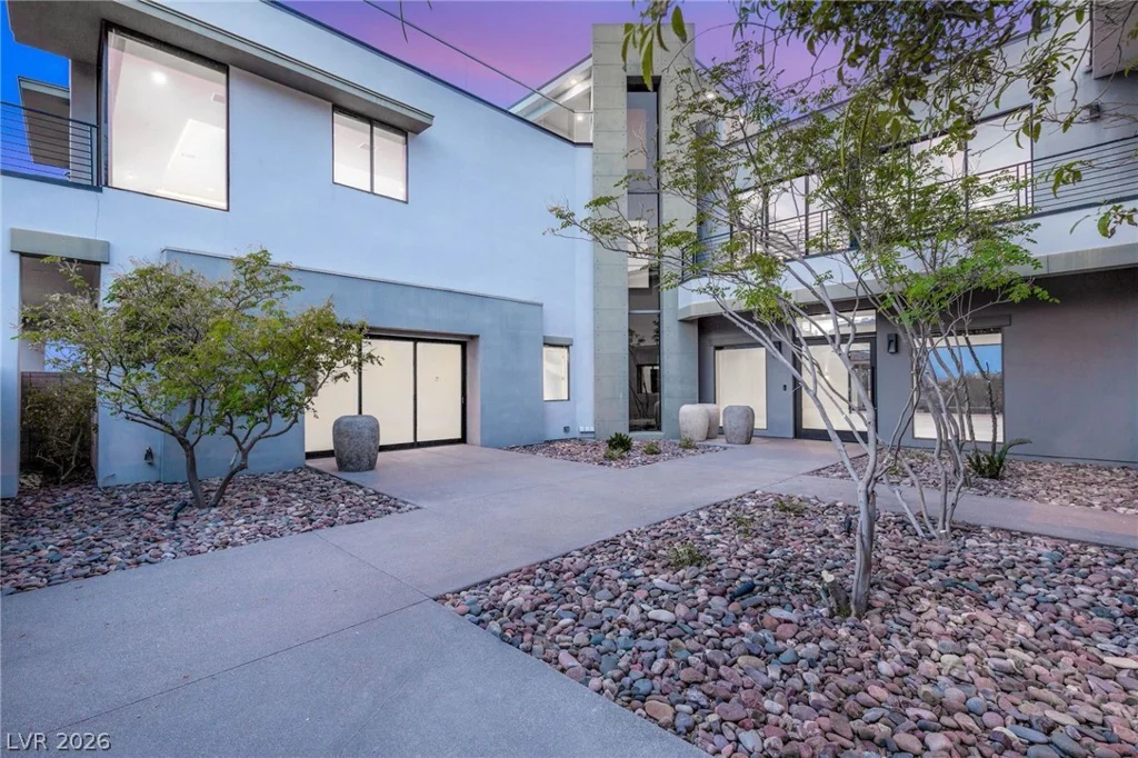 586 Lairmont, Henderson, NV 89012