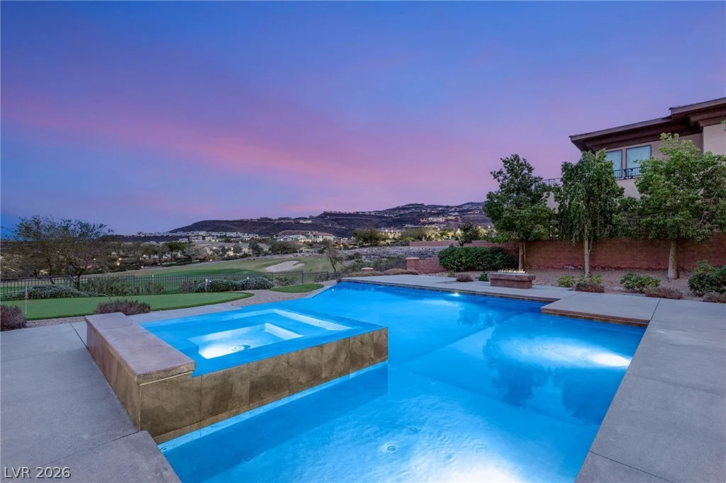 586 Lairmont, Henderson, NV 89012