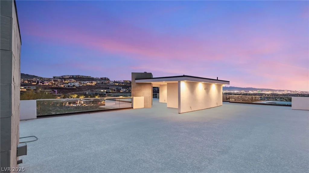 586 Lairmont, Henderson, NV 89012